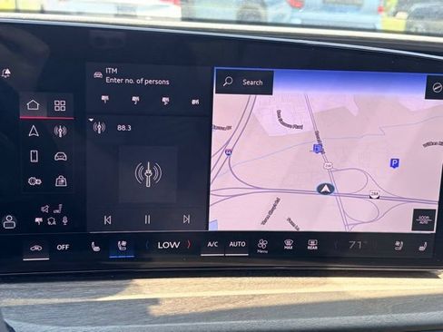 Certified 2025 Audi Q5 Premium Plus w/ Premium Plus AWD/4WD image 9