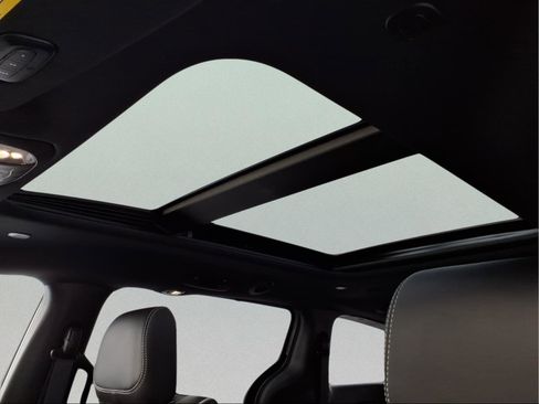 New 2026 Chrysler Pacifica Limited w/ S Appearance Package image 19