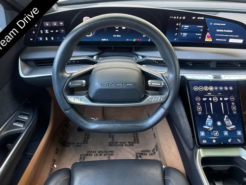 Used 2023 Lucid Air Touring AWD/4WD image 14