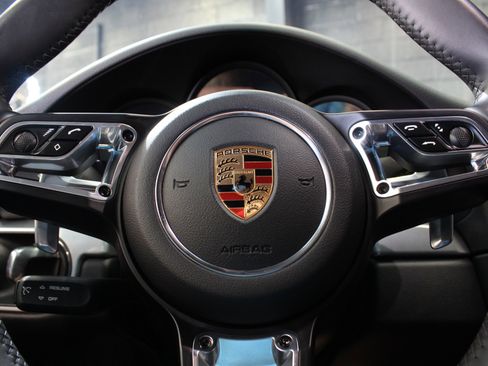 Used 2017 Porsche 911 Carrera image 44
