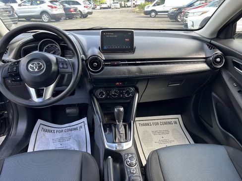 Used 2018 Toyota Yaris iA FWD image 24