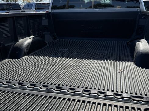 Used 2025 Chevrolet Silverado 2500 LT w/ Convenience Package image 30