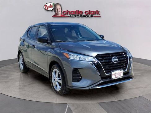 Used 2025 Nissan Kicks Play S image 7