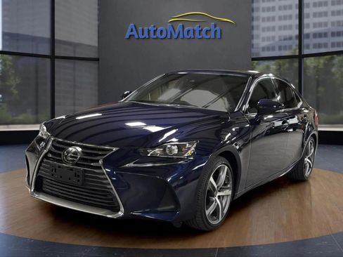 Used 2019 Lexus IS 300 image 3