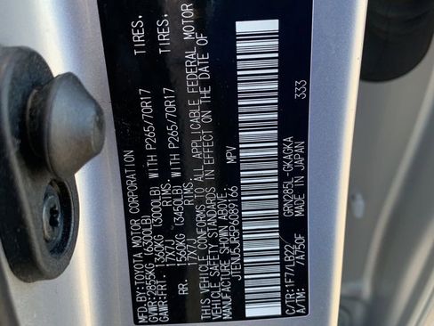 Used 2023 Toyota 4Runner SR5 Premium w/ Moonroof Package image 32