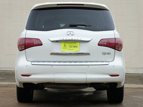 Used 2017 INFINITI QX80 4WD w/ Driver Assistance Package image 10
