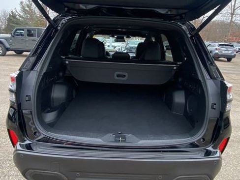 Used 2025 Subaru Forester Limited image 33