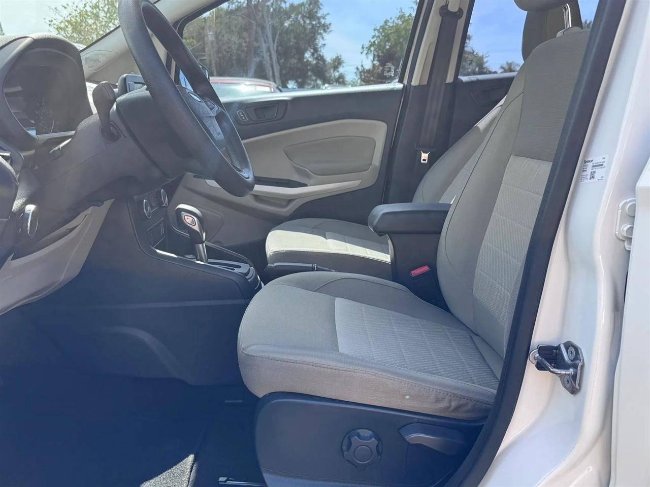 Used 2018 Ford EcoSport S FWD image 21