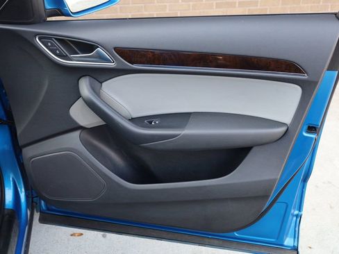 Used 2016 Audi Q3 2.0T Premium Plus w/ Technology Package image 23