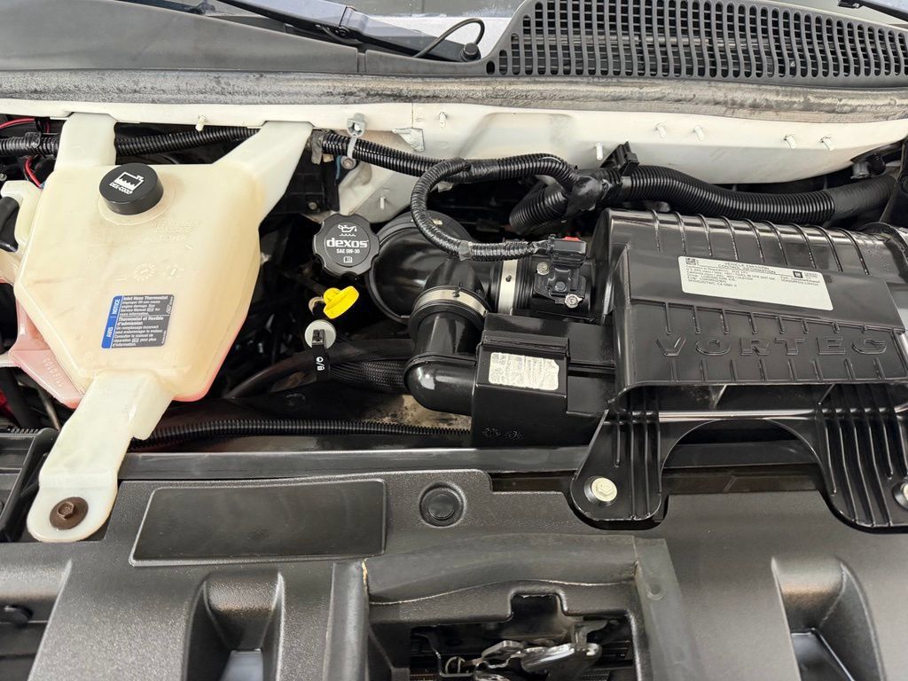 Used 2020 Chevrolet Express 3500 LT w/ LT Preferred Equipment Group RWD image 5