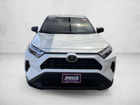 Used 2024 Toyota RAV4 LE AWD/4WD image 6