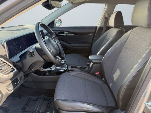 Used 2024 Kia Seltos S image 9
