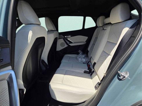 New 2026 BMW X2 xDrive28i w/ Convenience Package image 9