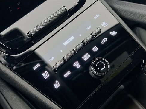 New 2026 Porsche Cayenne AWD/4WD image 18