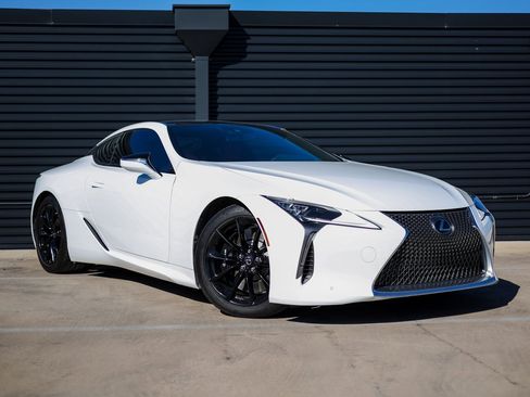 Used 2018 Lexus LC 500 Coupe image 9