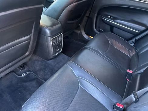 Used 2016 Chrysler 300 C image 12