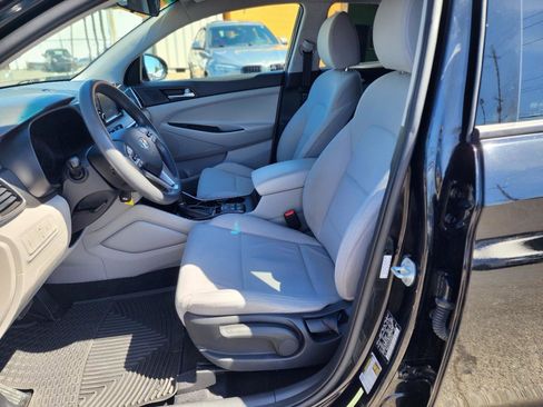 Used 2019 Hyundai Tucson SE AWD/4WD image 12