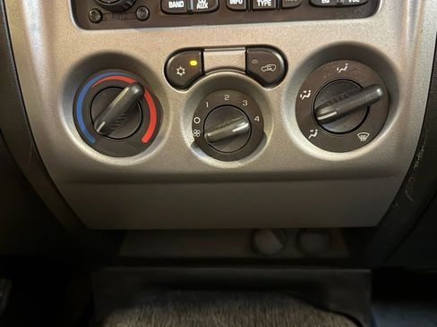 Used 2011 Chevrolet Colorado LT w/ LPO--Chrome Package AWD/4WD image 19