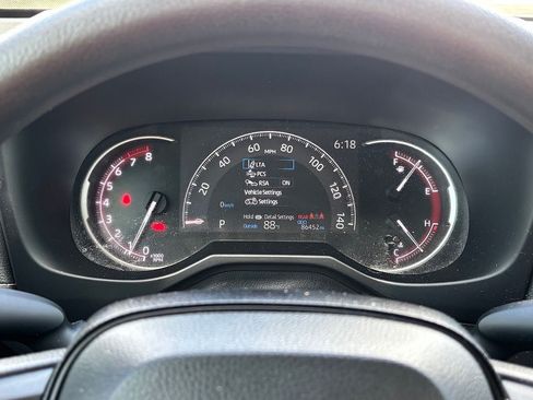 Used 2023 Toyota RAV4 LE FWD image 23