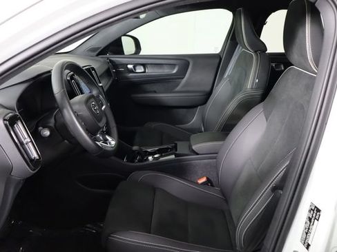 Used 2023 Volvo C40 P8 Recharge Ultimate AWD/4WD image 14