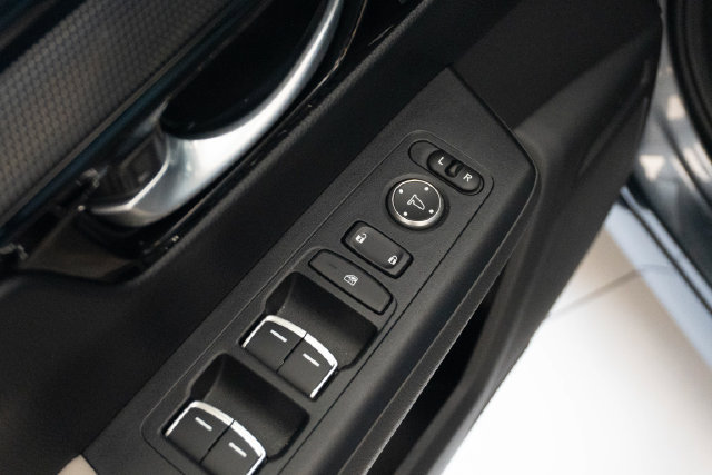 Used 2023 Honda CR-V EX-L image 15