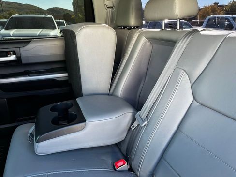 Used 2016 Toyota Tundra Limited image 26