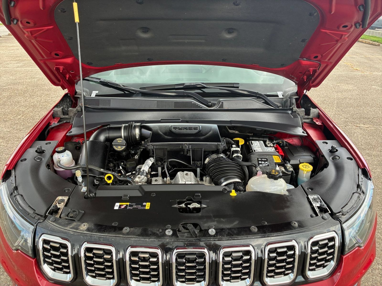 Used 2025 Jeep Compass Limited AWD/4WD image 32