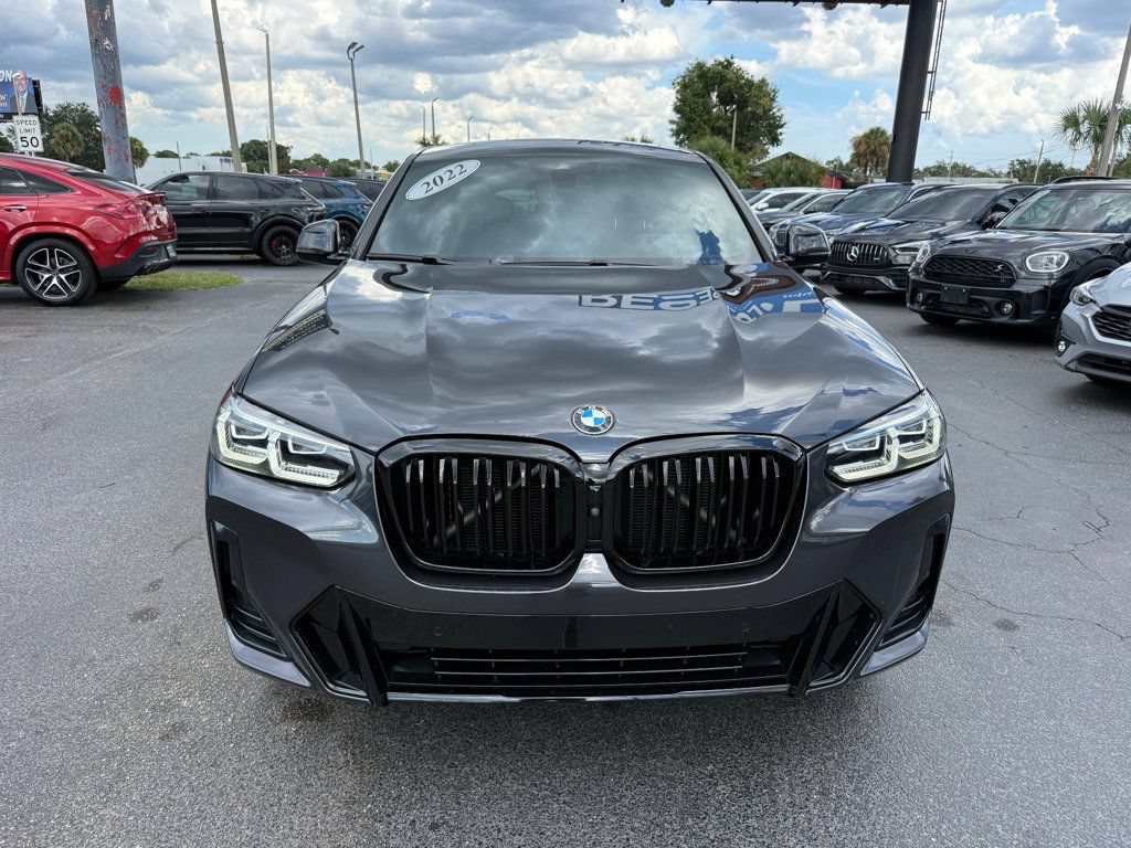 Used 2022 BMW X4 xDrive30i w/ M Sport Package 2 AWD/4WD image 2