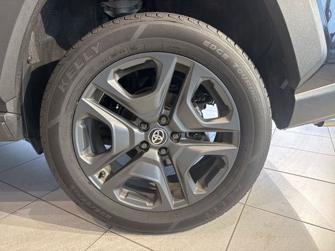 Used 2024 Toyota RAV4 Adventure image 11