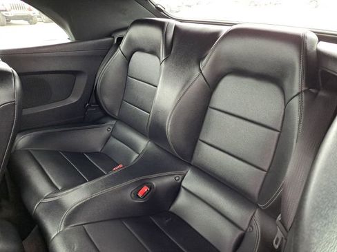 Used 2016 Ford Mustang Premium image 22