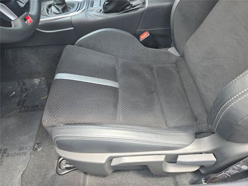 Used 2025 Toyota GR86 Premium w/ Performance Package RWD image 12