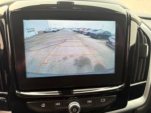 Used 2019 Chevrolet Traverse LT AWD/4WD image 19