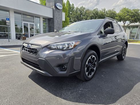 Used 2021 Subaru Crosstrek 2.0i AWD/4WD image 2