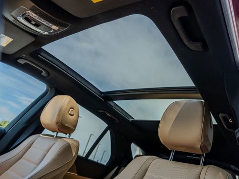 Used 2024 Mercedes-Benz GLE 350 4MATIC image 17