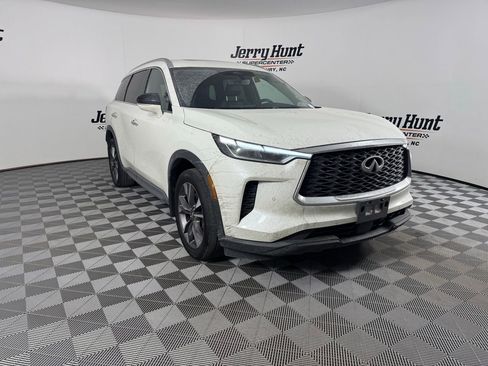 Used 2023 INFINITI QX60 Luxe image 8