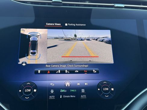 Used 2023 Mercedes-Benz EQS 580 4MATIC Sedan image 29