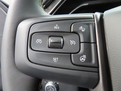 Used 2026 GMC Sierra 2500 AT4 image 64