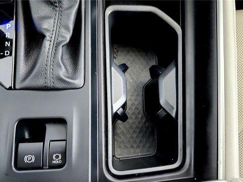 Used 2024 Toyota Grand Highlander Limited image 40