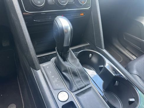 Used 2023 Volkswagen Atlas SE FWD image 26