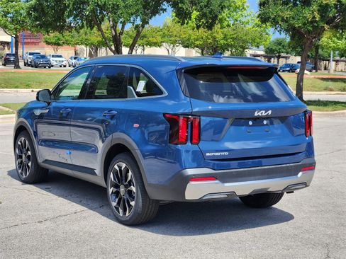 New 2025 Kia Sorento EX w/ Panoramic Sunroof Package image 5