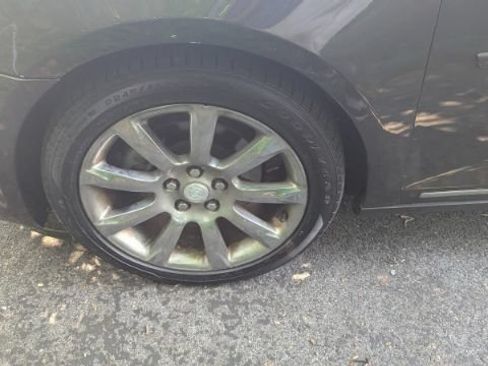 Used 2014 Buick LaCrosse Premium w/ Driver Confidence Package FWD image 9