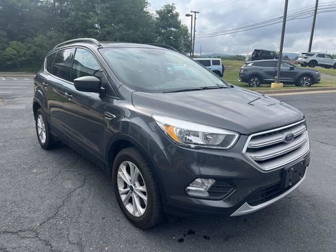 Used 2018 Ford Escape SE AWD/4WD image 6
