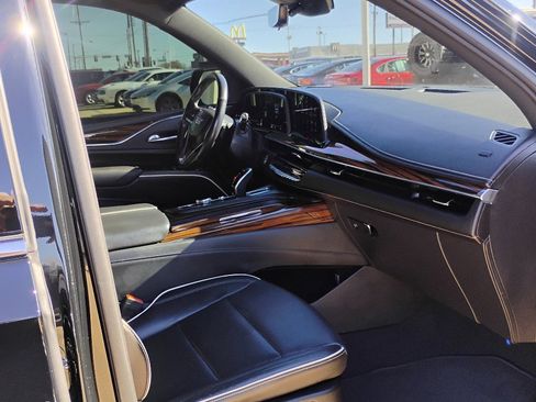 Used 2021 Cadillac Escalade ESV Premium Luxury w/ Driver Assist Tech Package image 23