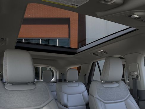 New 2026 Ford Explorer Active AWD/4WD image 22