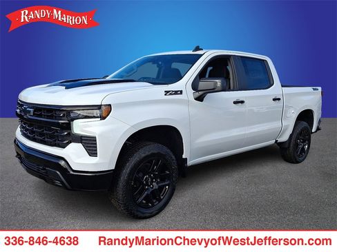 New 2026 Chevrolet Silverado 1500 LT Trail Boss w/ Dark Appearance Package image 1