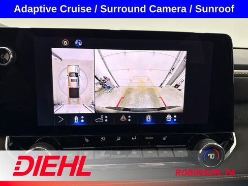 Used 2024 Chevrolet Colorado ZR2 w/ Technology Package AWD/4WD image 27