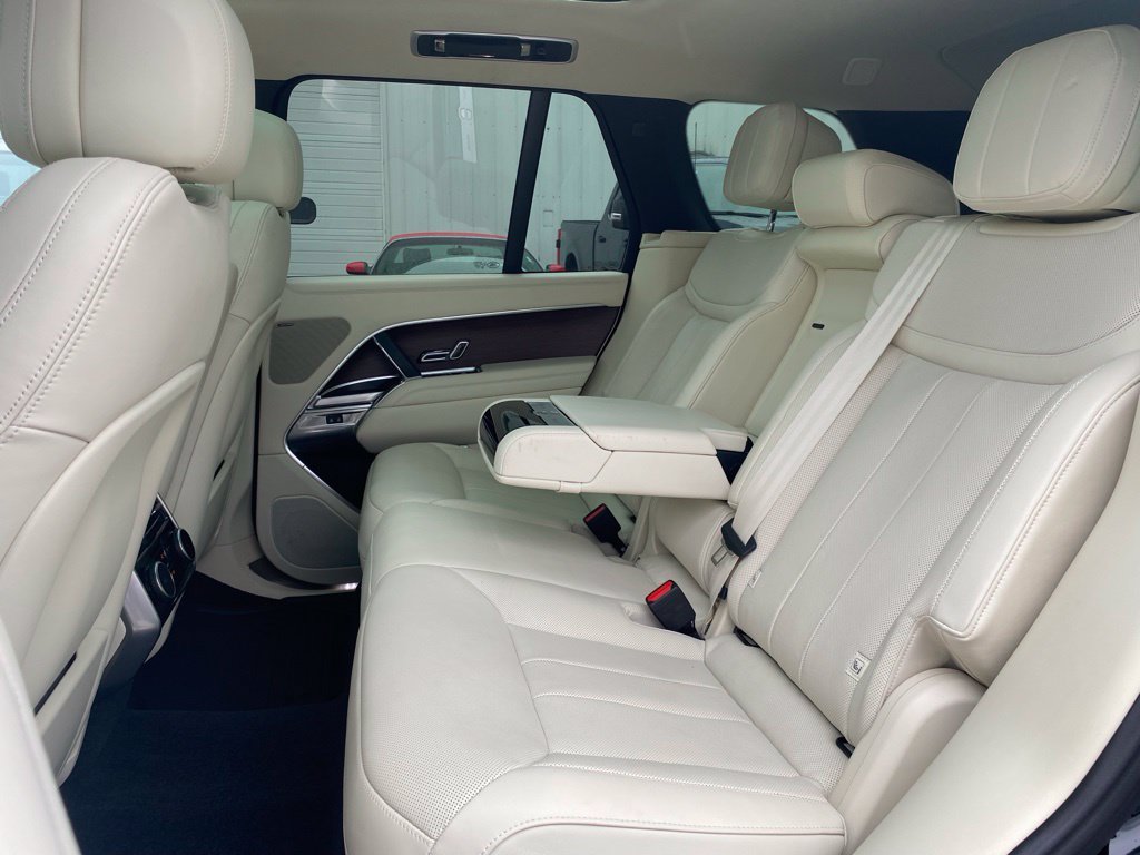 Used 2023 Land Rover Range Rover SE AWD/4WD image 43