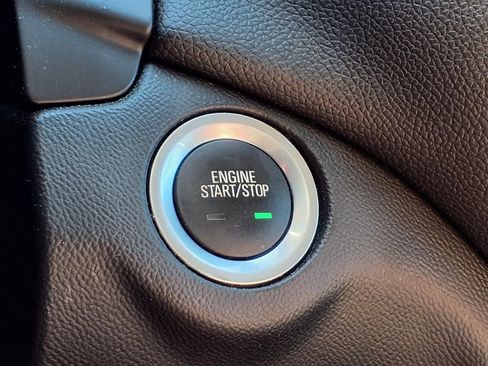 Used 2019 Chevrolet Equinox LT FWD image 28