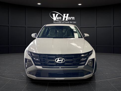 New 2026 Hyundai Tucson Blue SE w/ Tow & Go Package AWD/4WD image 2