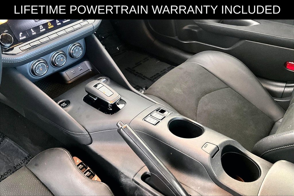 Used 2025 Nissan Z Performance w/ Floor Mat Package RWD image 17